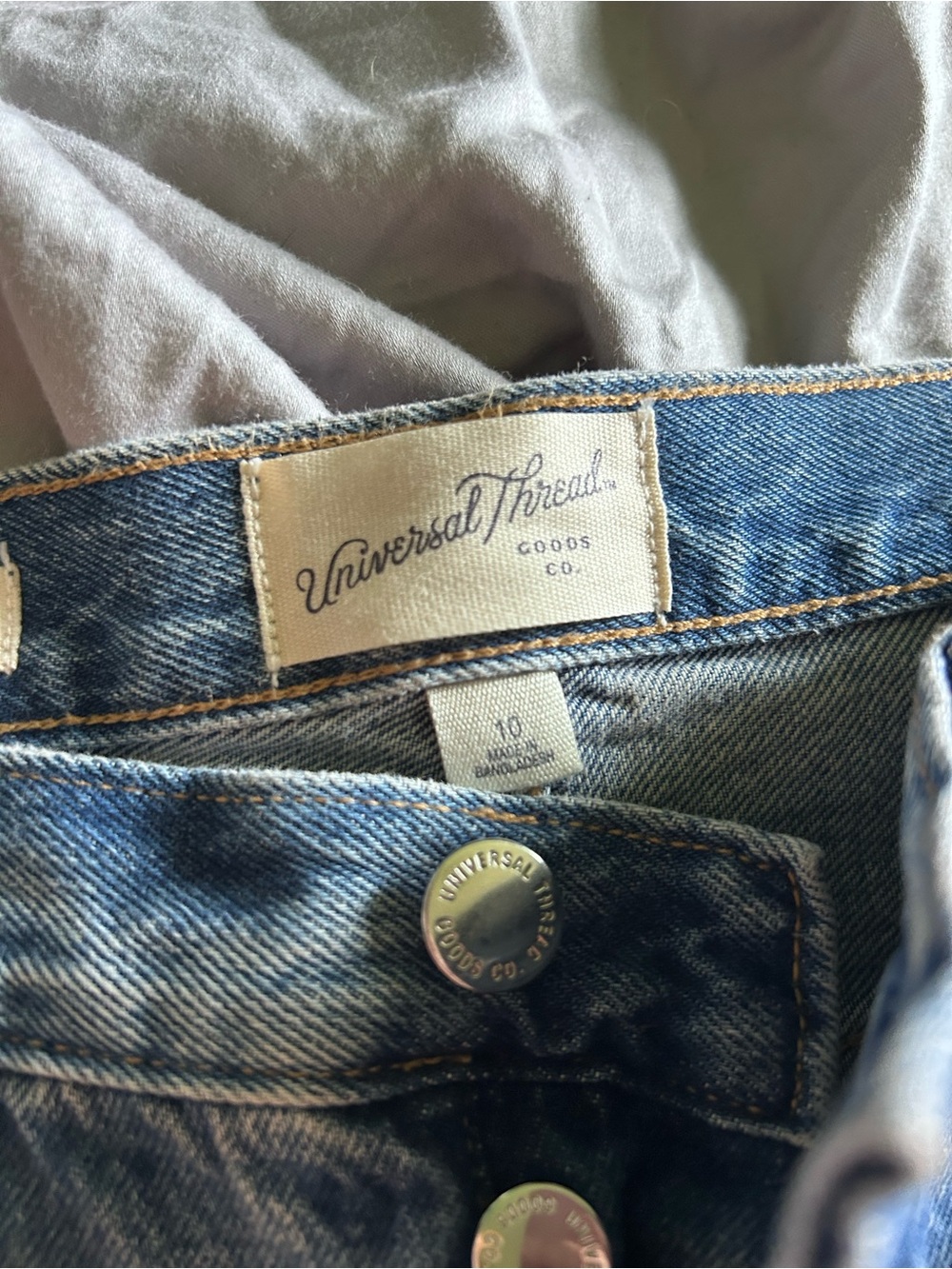 Universal Thread Light Blue Boyfriend Jeans - Picture 4 of 4